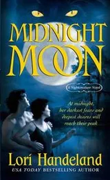 Cover of Midnight Moon (A Nightcreature Novel, Book 5)