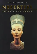 Cover of Nefertiti