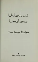 Cover of Undead and unwelcome