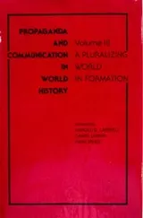 Cover of A Pluralizing world in formation