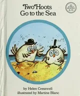 Cover of Two Hoots go to the sea